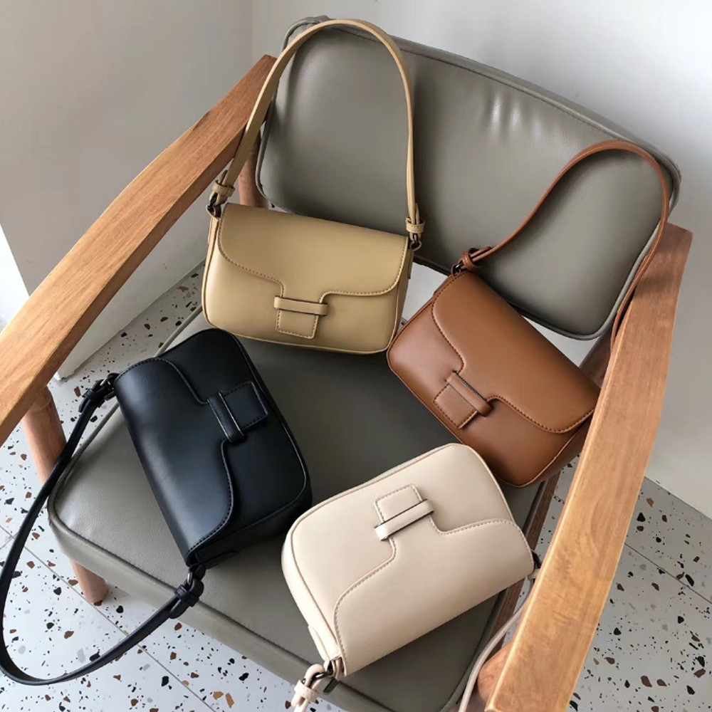 [AC125]무드 레더 버클 숄더백