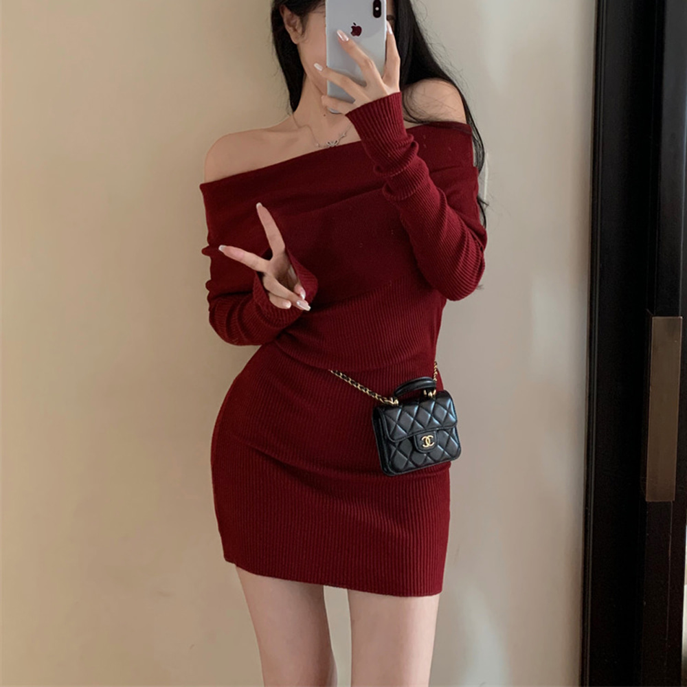 [BC575]홀리데이 오픈숄더 미니원피스