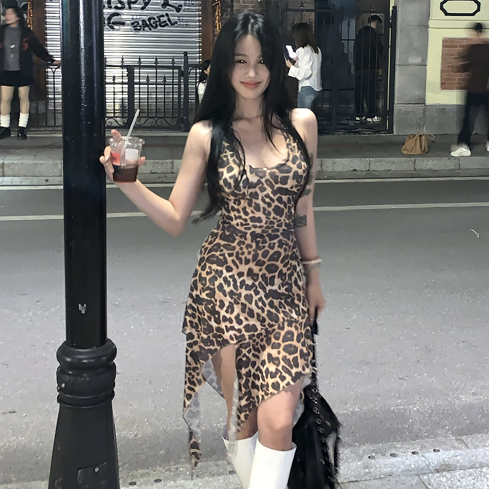 [DE362]하티 레오파드 홀터넥 미니원피스