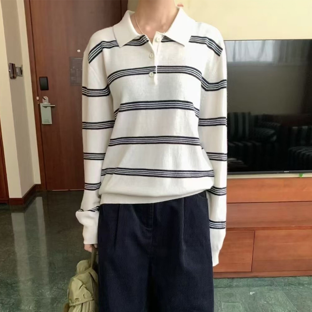 [EF182]레이 스트라이프 카라 니트